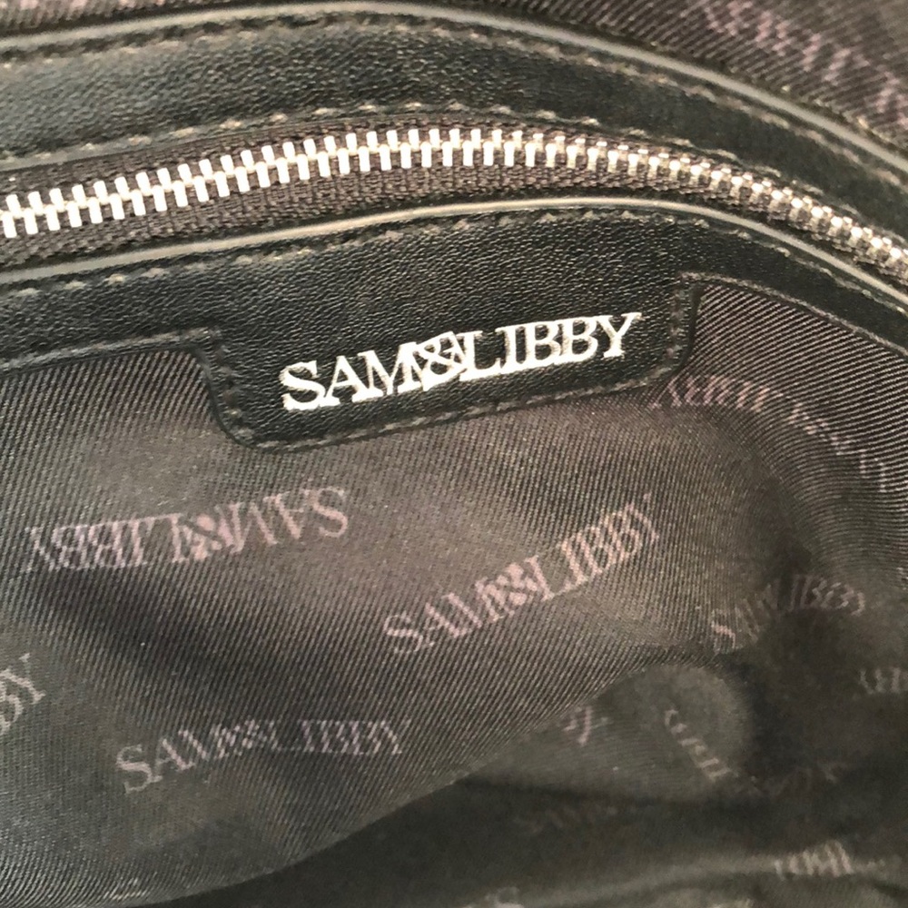 Red Sam and Libby purse - Picture 5 of 7